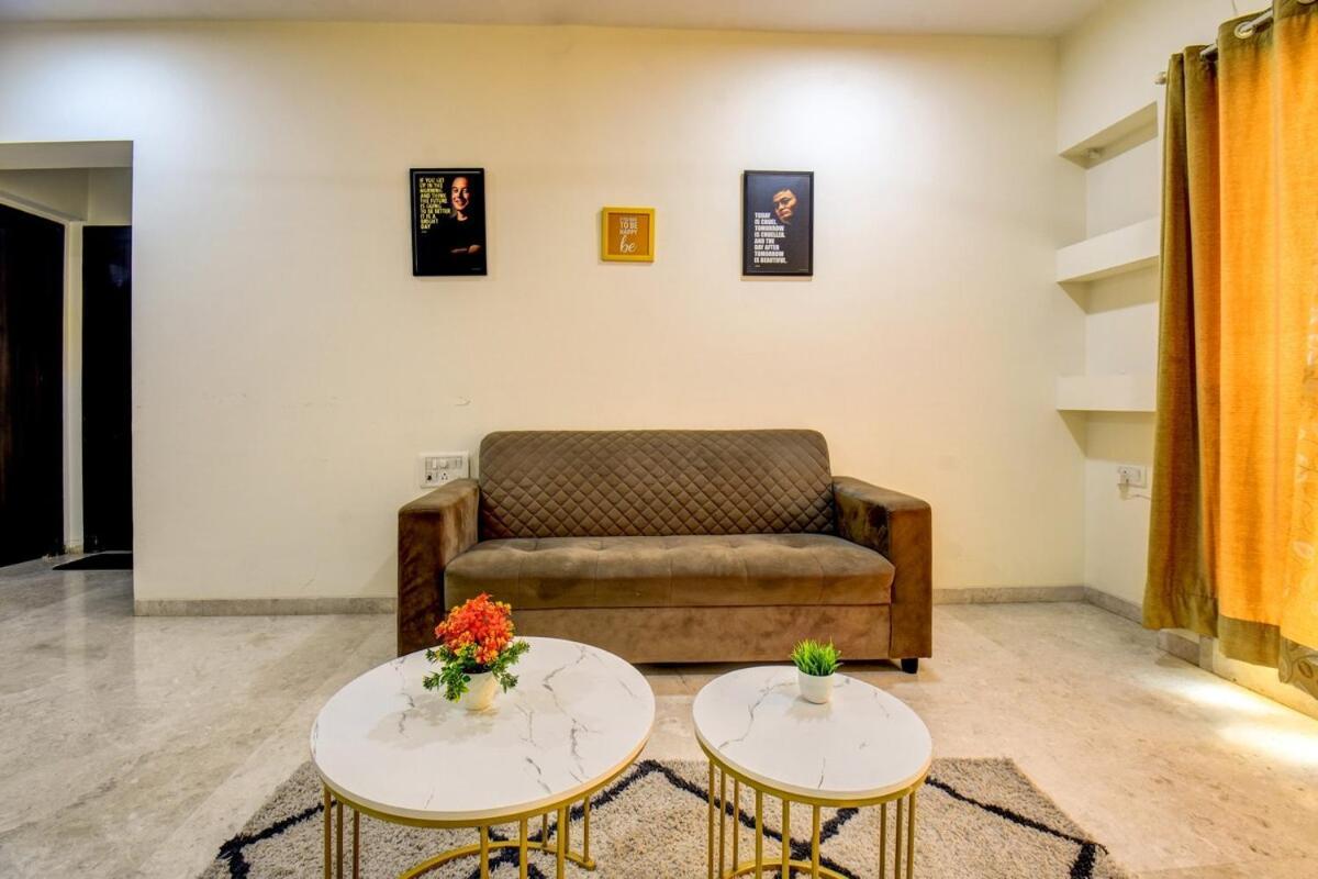 Apartment 1 Private Bedroom I Bath In A 2bhk Bkc And Jio Center *