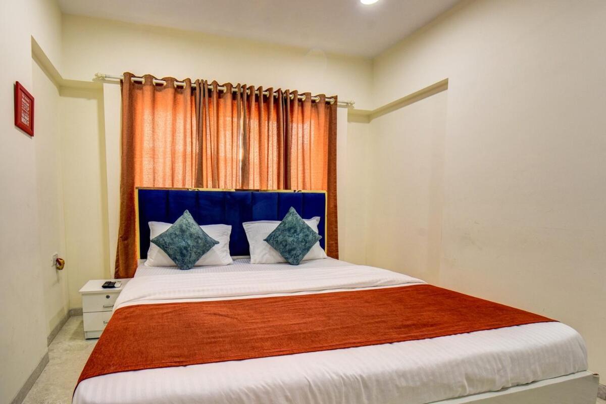 Apartment 1 Private Bedroom I Bath In A 2bhk Bkc And Jio Center *